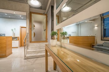 Phoenix Hotel