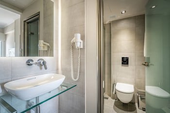Phoenix Hotel