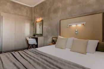 Phoenix Hotel