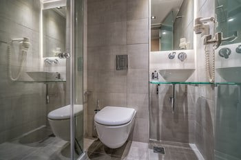 Phoenix Hotel