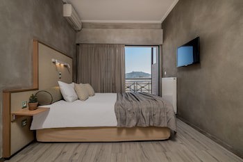 Phoenix Hotel