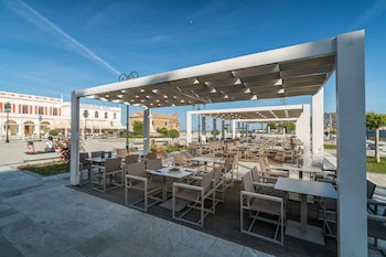 Phoenix Hotel