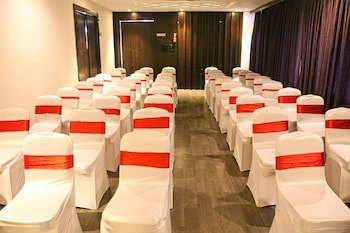 J Hotel