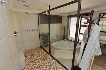 Lapa Lange Game Lodge