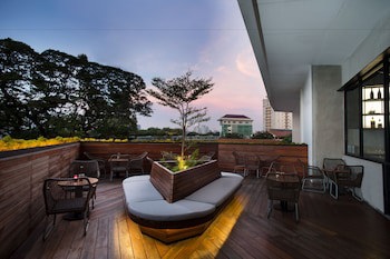 Doubletree By Hilton Jakarta - Diponegoro