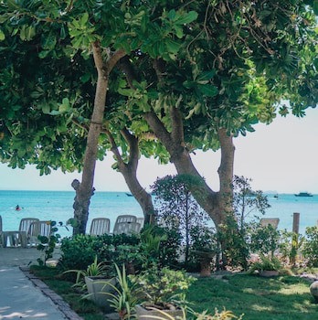 Phi Phi Nice Beach Resort