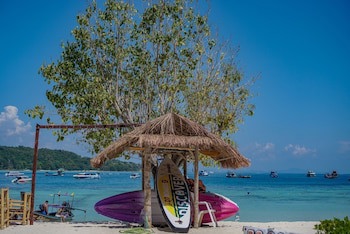Phi Phi Nice Beach Resort