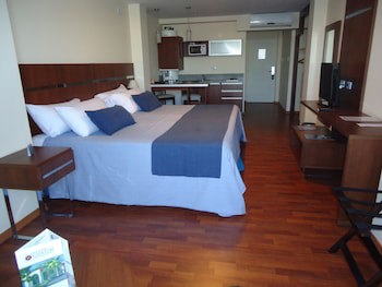 Hotel Puerto Amarras