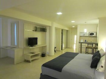Hotel Puerto Amarras
