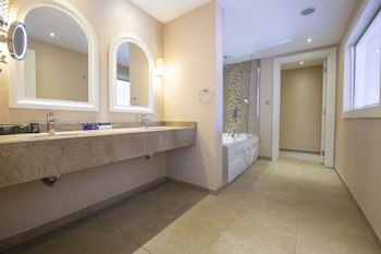 Han Deluxe Hotel galeri fotoğrafı