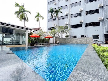 Citrus Patong Hotel By Compass Hospitality