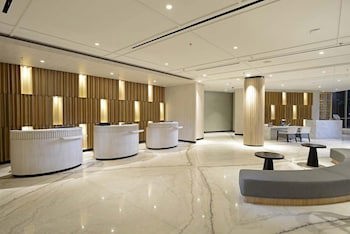 Discovery Ancol (Adults Only)