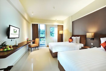 Discovery Ancol (Adults Only)