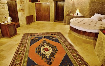 Grand Cave Suites