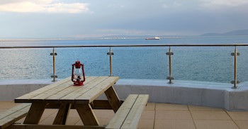 Galway Bay Sea View Apartments