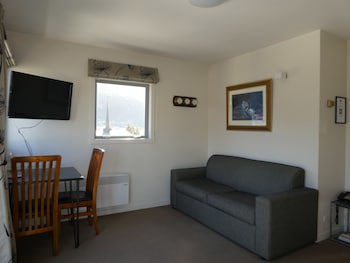 Caples Court