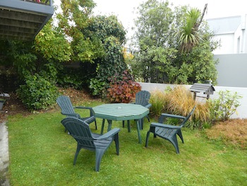 Caples Court