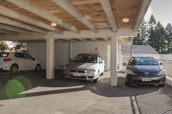 Caples Court