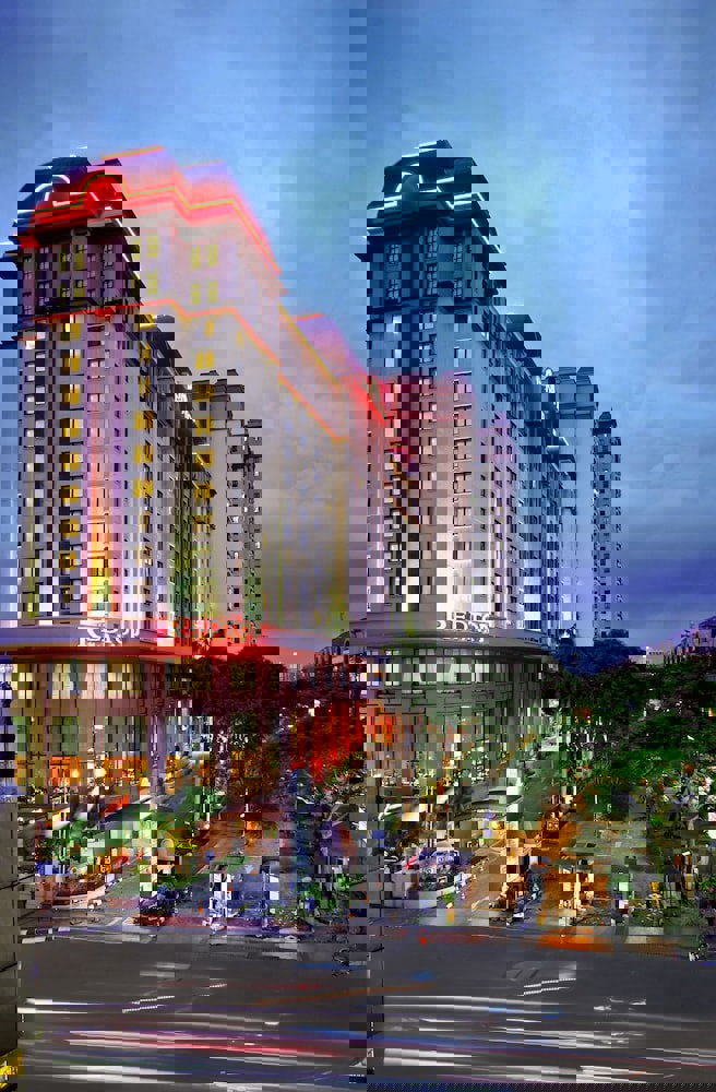 REDTOP Hotel & Convention Center