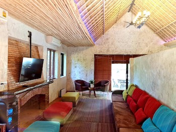 Baanpong Lodge