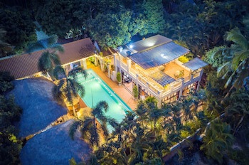 Baanpong Lodge