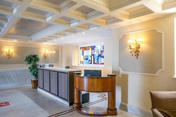 City Marina Hotel