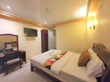 Clark Imperial Hotel
