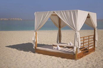 Doubletree By Hilton Dubai - Jumeirah Beach