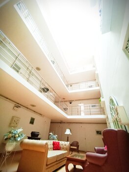 Common Living