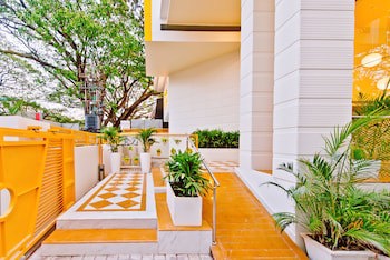 Bloom Hotel - Indiranagar