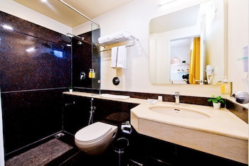 Bloom Hotel - Indiranagar