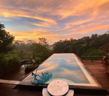 Amori Villas
