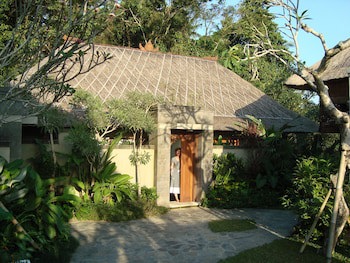 Amori Villas