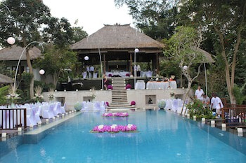 Amori Villas