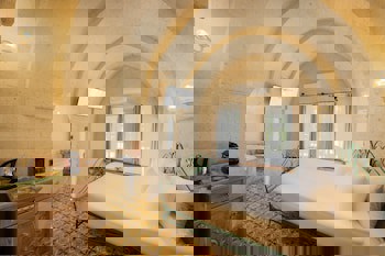 Tafoni Houses Cave Hotel