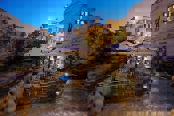 Tafoni Houses Cave Hotel