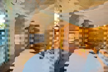 Tafoni Houses Cave Hotel