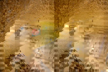 Tafoni Houses Cave Hotel