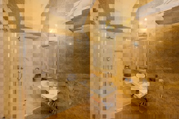 Tafoni Houses Cave Hotel