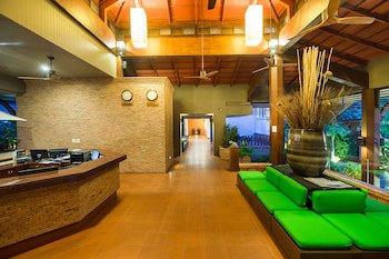 Ayrest Hotel