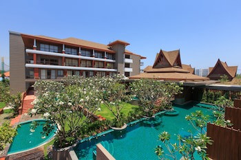 Ayrest Hotel