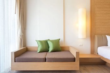 Ayrest Hotel