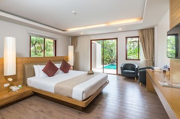 Ayrest Hotel