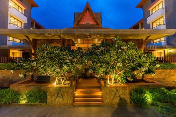 Ayrest Hotel