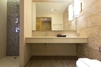 Ayrest Hotel