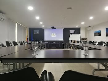 Aqua Granada Hotel