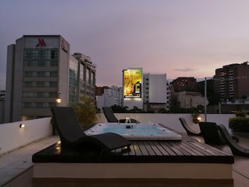 Aqua Granada Hotel
