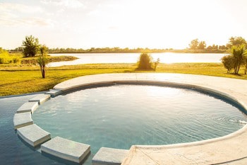 Howard Johnson By Wyndham Ezeiza Convention Center