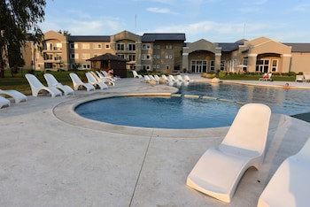Howard Johnson By Wyndham Ezeiza Convention Center