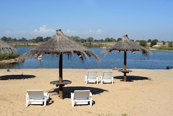 Howard Johnson By Wyndham Ezeiza Convention Center